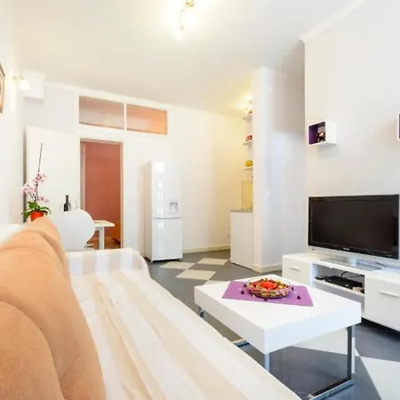Lumina Sea - Classic One Bedroom With Sea View And Terrace