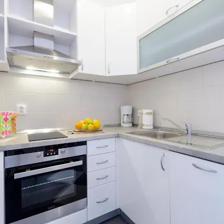 Lumina Sea - Classic One Bedroom With Sea View And Terrace
