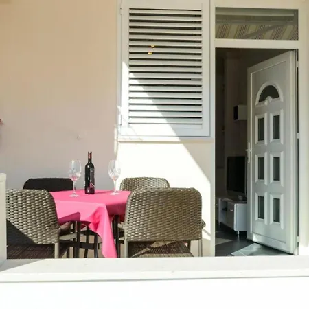 Lumina Sea - Classic One Bedroom With Sea View And Terrace